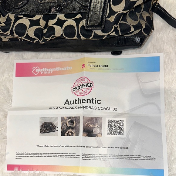 Coach Handbag and shoulder bag - Picture 5 of 5